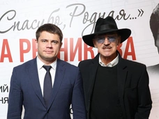 Сын Михаила Боярского тайно развелся и женился на другой: новая супруга родила ему двоих детей