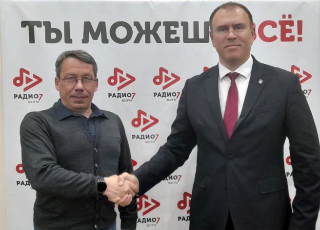 Радио «Ребячья Республика» теперь будет звучать в Аптекарском саду | Источник: «Радио 7»