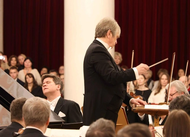 Денис Мацуев и Николай Алексеев | Источник: Стас Левшин, пресс-служба Санкт-Петербургской филармонии