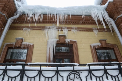 Нижегородцев блокируют на Госуслугах после жалоб на снег и сосульки