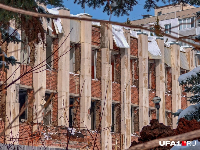 Окна уже давно убрали | Источник: Булат Салихов / UFA1.RU