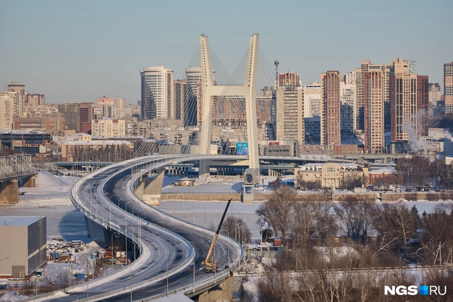 С того момента, как власти заговорили о планах по строительству четвертого моста, прошло 17 лет | Источник: Александр Ощепков / NGS.RU