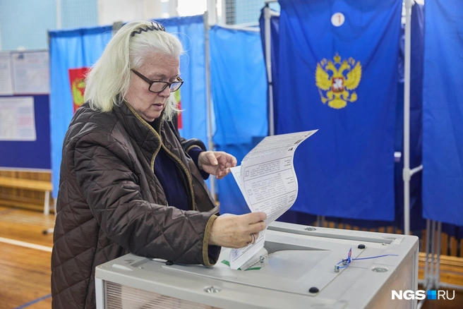 По итогам голосования 83 мандата получили депутаты, которые состоят в ЕР | Источник: Александр Ощепков / NGS.RU
