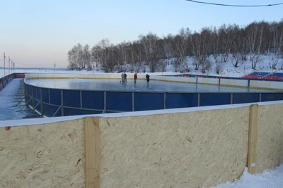 На Якоби залили корт для матча с Фетисовым