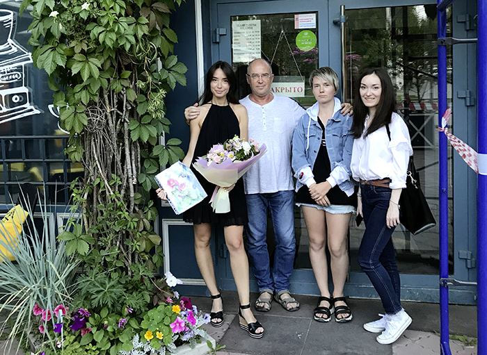 Воспитание дочери отцом роль отца в воспитании | Источник: пресс-служба издательства «АСТ»