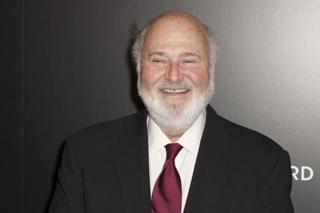 5 лучших фильмов Роба Райнера, которые научат отличать любовь от безумия