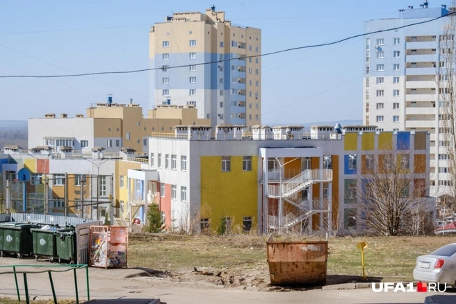 Современный, яркий лицей | Источник: Булат Салихов / UFA1.RU