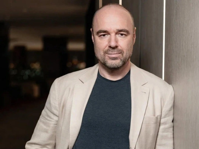 Роман Товстик вышел на связь, поделившись видео с детьми | Источник: roman_tovstik / Instagram (экстремистская организация, деятельность запрещена на территории РФ)