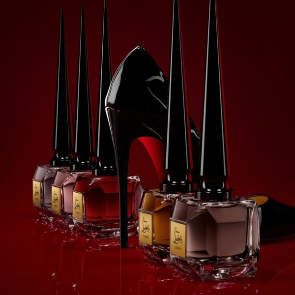 «So Kate», но в виде парфюма. Изучаем новинку от Christian Louboutin Beauty