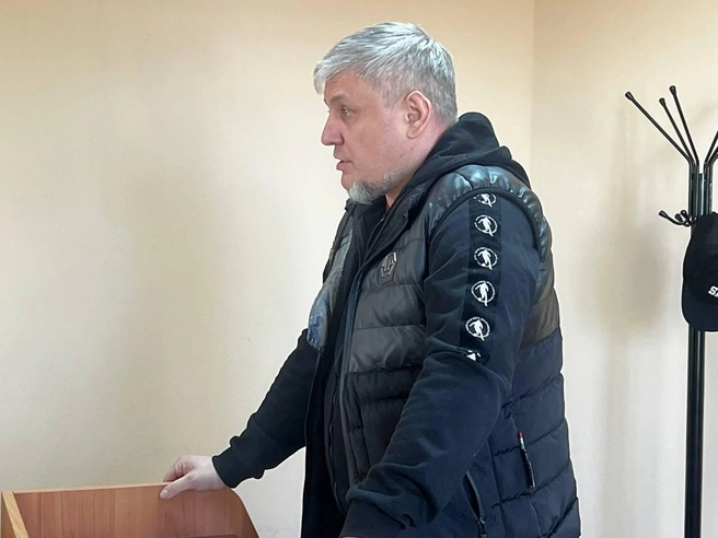 Осуждённого освободили в зале суда, несмотря на признание вины. | Источник: Анна Скок / NGS.RU