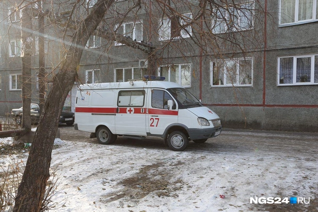 Врачи скорой не провели госпитализацию ребенка | Источник: Артём Ленц