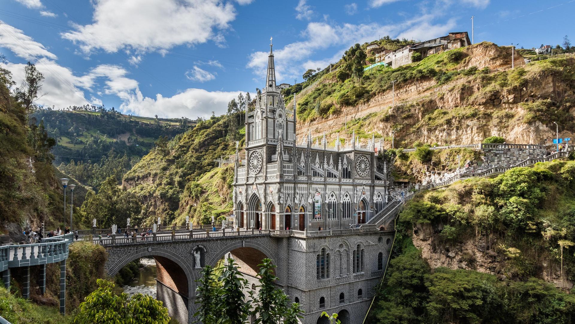 20 самых впечатляющих храмов мира, органично вписанных в природу | myDecor