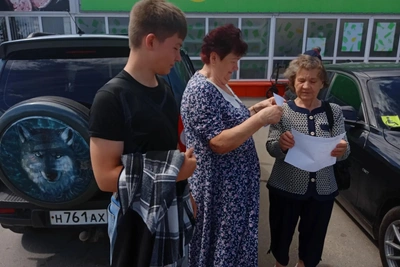 В поселке Лунино прошла акция «Уберечь поколение от беды»