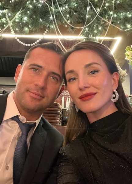 Александр Кержаков с женой Евгенией | www.starhit.ru