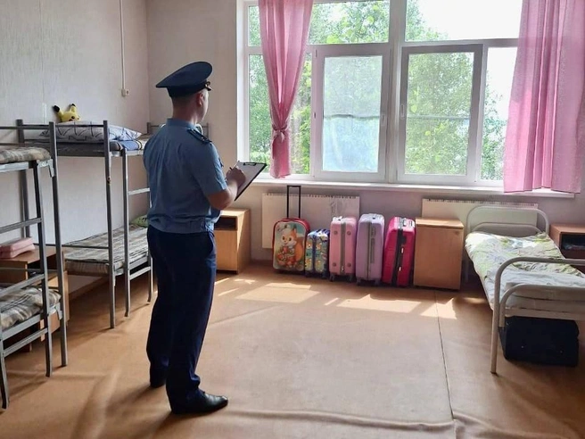 В лагерь с проверкой приезжал представитель прокуратуры | Источник: прокуратура Карабаша