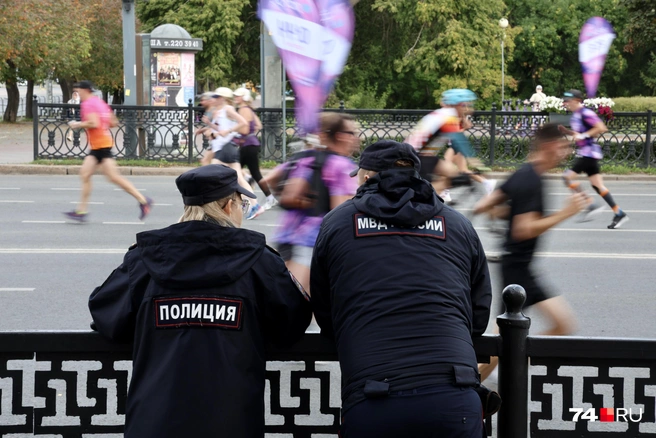 За безопасностью следили сотрудники полиции  | Источник: Наталья Лапцевич