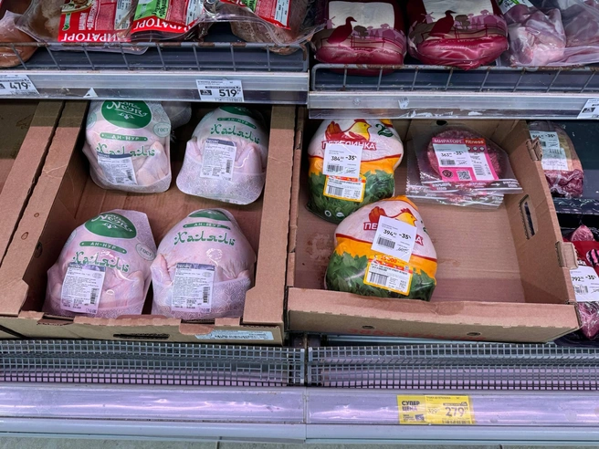 В магазинах выбор мясной продукции большой, но ценники не радуют | Источник: Дмитрий Толстошеев / MSK1.RU