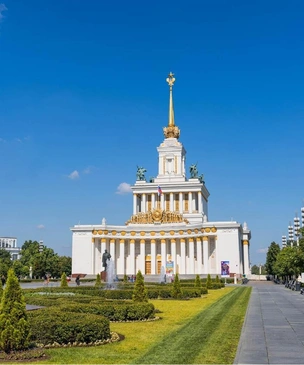 10 идей, где москвичам отметить День России
