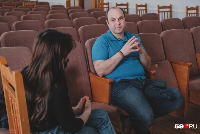 Пётр Юрков рассказывает про оркестр и классическую музыку | Источник: Тимофей Калмаков