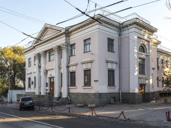 В разное время здесь находились «Клуб трезвости» и «Клуб трамвайщиков» | Источник: Константин Завриков / V1.RU