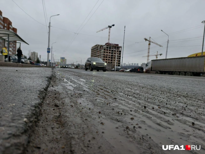 После дождей уже появилась грязь | Источник: Булат Салихов / UFA1.RU