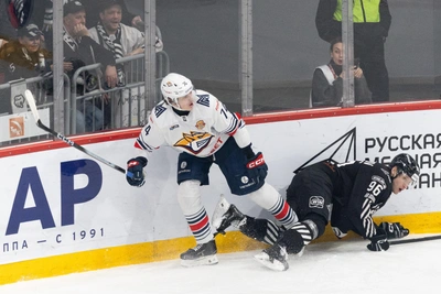 Металлург разгромил Трактор в дерби на Южном Урале