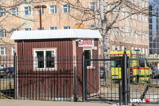 С 6 апреля РКБ находится на карантине | Источник: Тимур Шарипкулов