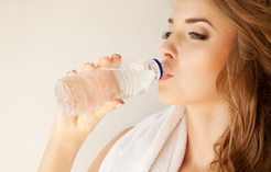 Минеральная вода: как ее пить правильно, чтобы не навредить здоровью