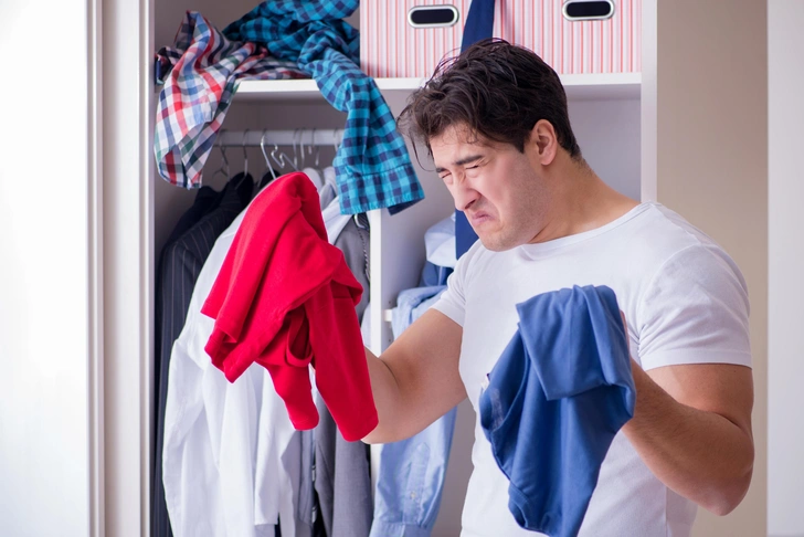 7 причин плохого запаха в шкафу с чистыми вещами | Источник: Shutterstock/Fotodom.ru