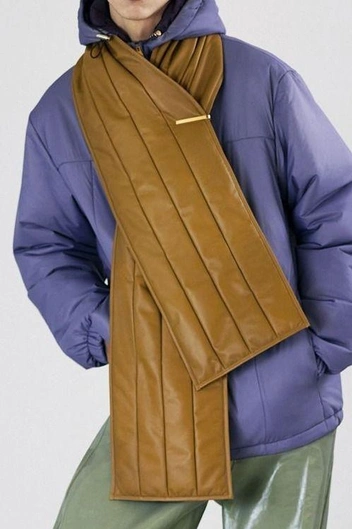 Так тоже можно, но будет шуршать&nbsp;— если не смущает, смело примеряйте и носите | Источник:  ru.pinterest.com