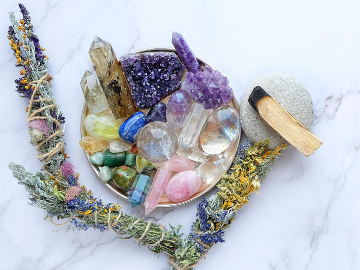 Магия минералов: как заряжать камни на удачу (и почему вы их постоянно теряете)