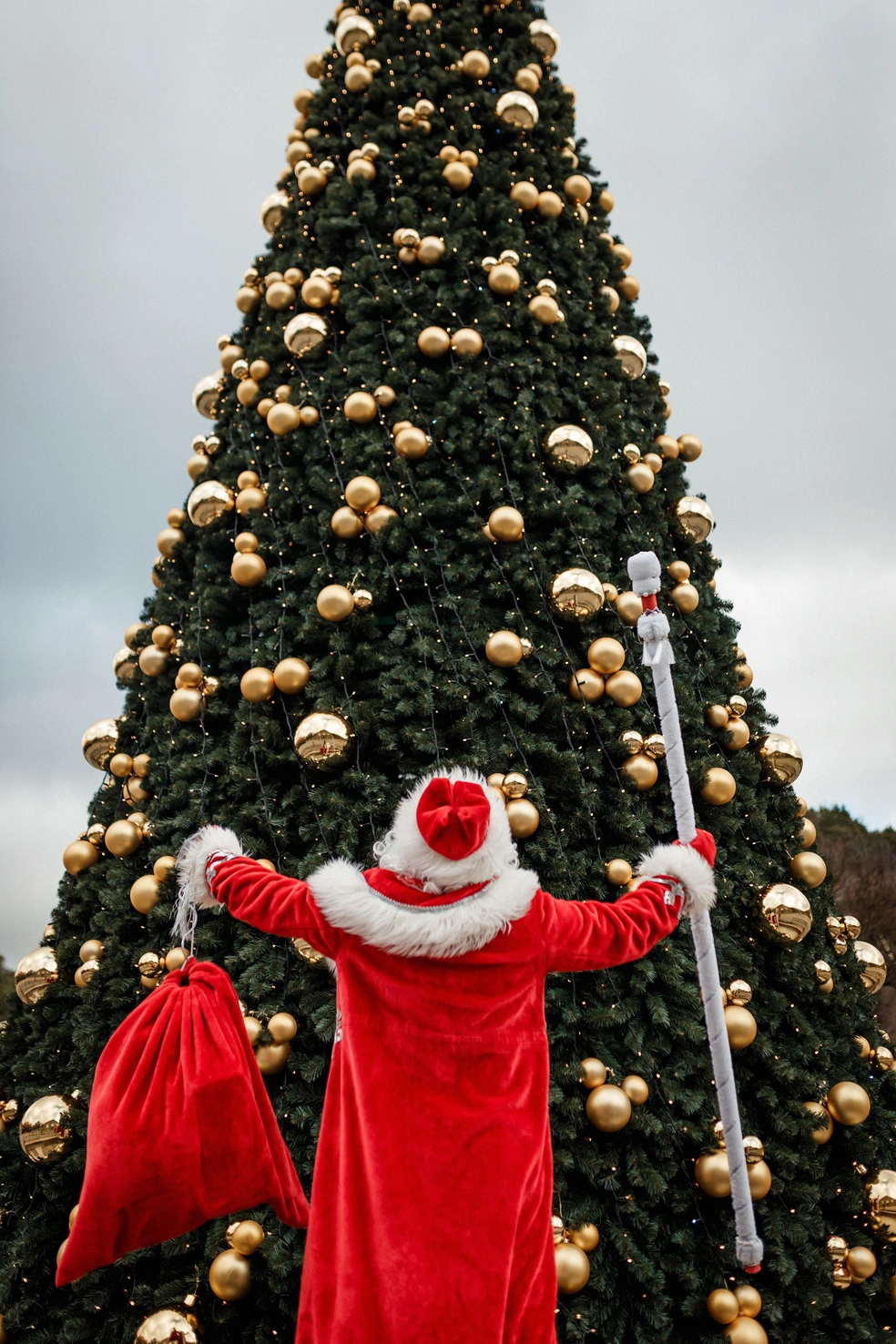 Сказочный волшебник уже заждался вас | Источник: Курорт Абрау-Дюрсо