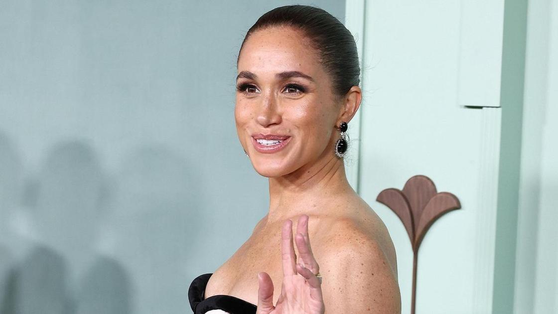 Платье мести Меган Маркл: почему герцогиня Сассекская выходит в свет без принца Гарри