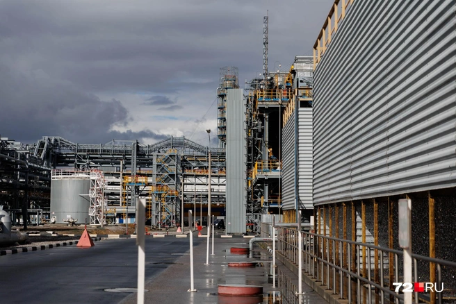 Отсюда топливо попадает в руки «Техойл», а оттуда — в продажу | Источник: Ирина Шарова / 72.RU
