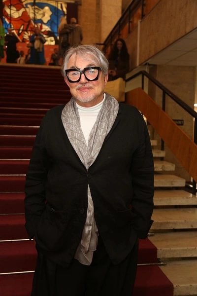 Дмитрий Дибров | www.starhit.ru