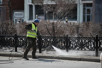 В Новосибирске за сутки помыли 98 километров дорог