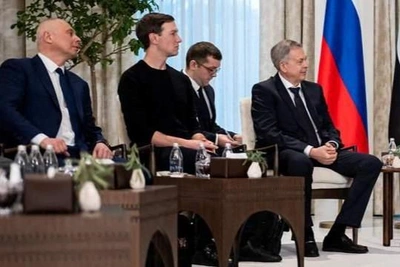 Trump says Russia-Ukraine talks can proceed without US