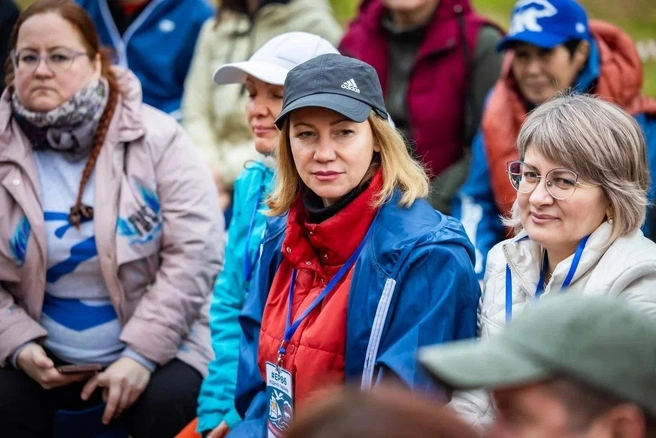 Оксана Михеева — счастливая жена и мама двоих детей | Источник: Оксана Михеева / «ВКонтакте»