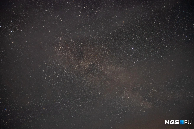 Увидеть метеорный поток Геминиды в городе могут помешать облака | Источник: Александр Ощепков / NGS.RU