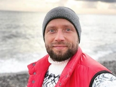 Блогер-сыроед Лютый, доведший сына до голодной смерти, обвинил во всем жену