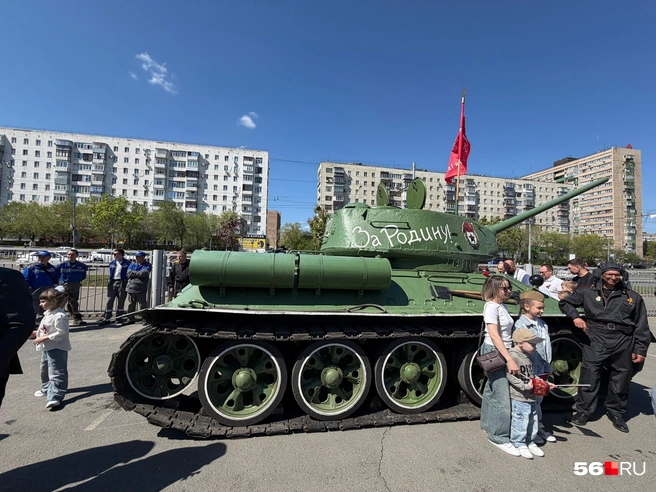 Танки тоже были постоянно под внимание | Источник: Николай Сальников / 56.RU