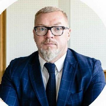 <p>Павел Мельников</p>