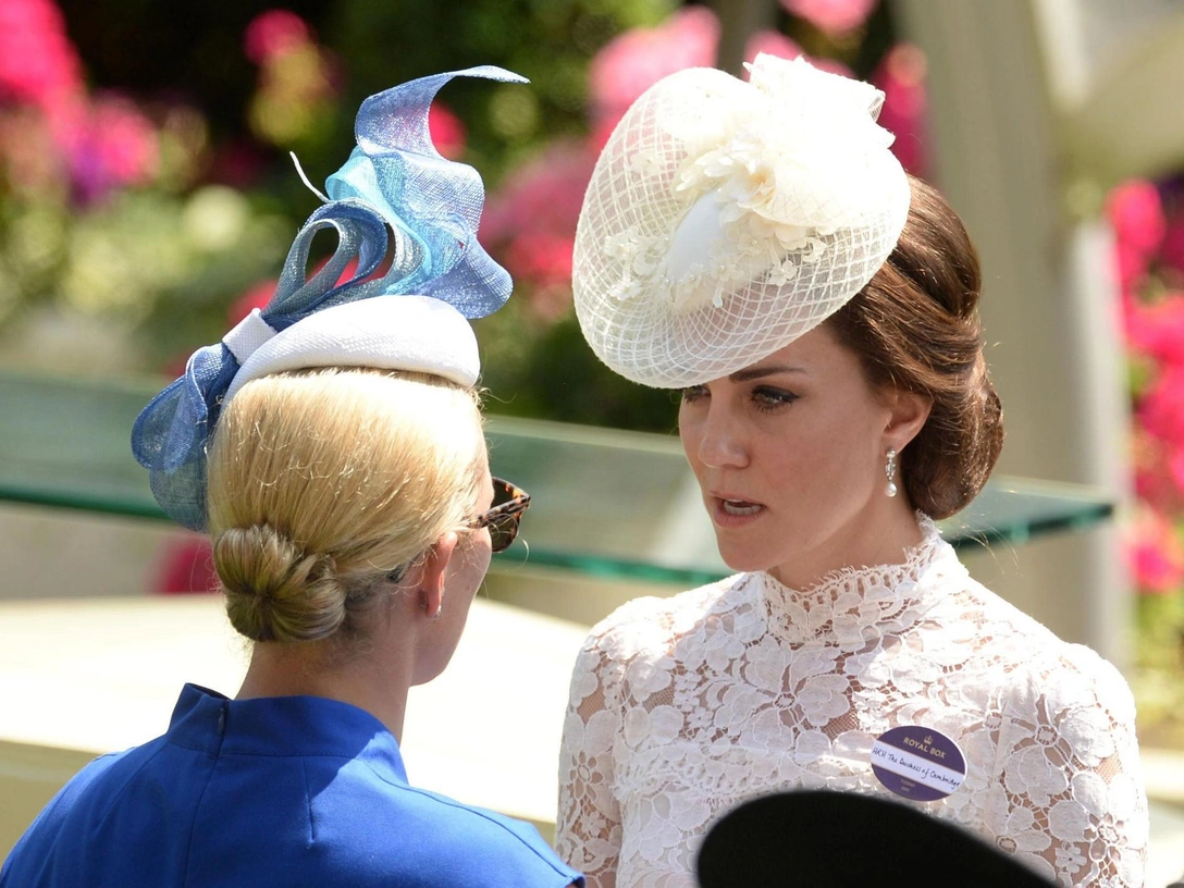 Зара Тиндалл и Кейт Миддлтон на Royal Ascot, 2017 год | marieclaire.ru