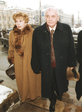 Наряды Раисы Горбачевой, которыми восхищался весь мир, но осуждали советские женщины