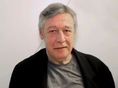 Михаил Ефремов передумал разводиться — он все еще живет с супругой