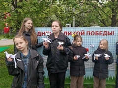 Евгений Тепляков шутит над женой, родившей ему 9 детей: «Умных надо делать по особой методике»