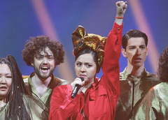 Манижа: «Мне говорили, что я не попаду в финал «Евровидения» из-за песни на русском языке»