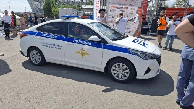 Машина ДПС была отнюдь не только «для порядка» | Источник: Крылов Тимофей / V1.RU