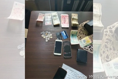Школьник с Камчатки отдал мошеннику накопления и золото