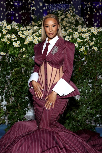 Саванна Джеймс на Met Gala 2025, 5 мая 2025 год